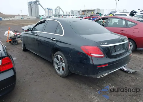 2020 Mercedes-Benz E 350 4Matic z USA, uszkodzony, nr VIN W1KZF8EB1LA827959